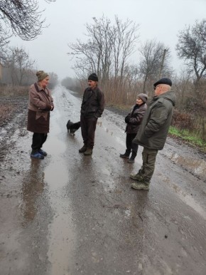 В посёлке Степное состоялась встреча с населением, которую провёл начальник Успенского территориального отдела Шпорт Сергей Евгеньевич