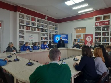 Донецкая епархия выступила инициатором широкого обсуждения проблемы сквернословия в обществе: в Донецке и Макеевке прошли масштабные форумы с участием представителей традиционных конфессий, науки и молодёжи