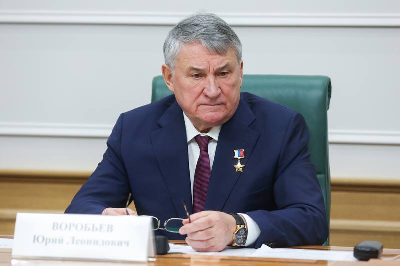 Александр Волошин: #работа_в_СФ. Сегодня в Совете Федерации под председательством заместителя Председателя СФ, Героя России Юрия Леонидовича Воробьёва состоялось заседание Совета по военно-патриотическому воспитанию граждан