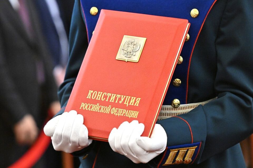 Компас в развитии России. Пушилин поздравил жителей ДНР с Днем Конституции