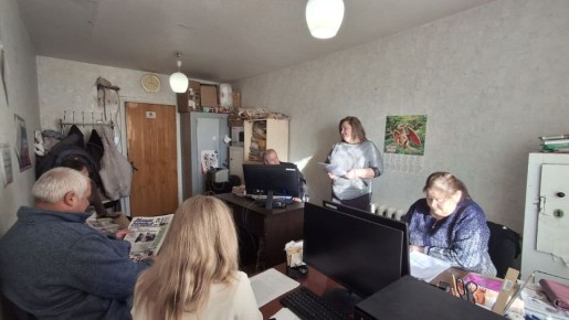 Депутат Тельмановского муниципального совета Юлия Налбат провела встречу с сотрудниками редакции газеты "Новая Нива (ДНР)" ГУП ДНР "РМХ"