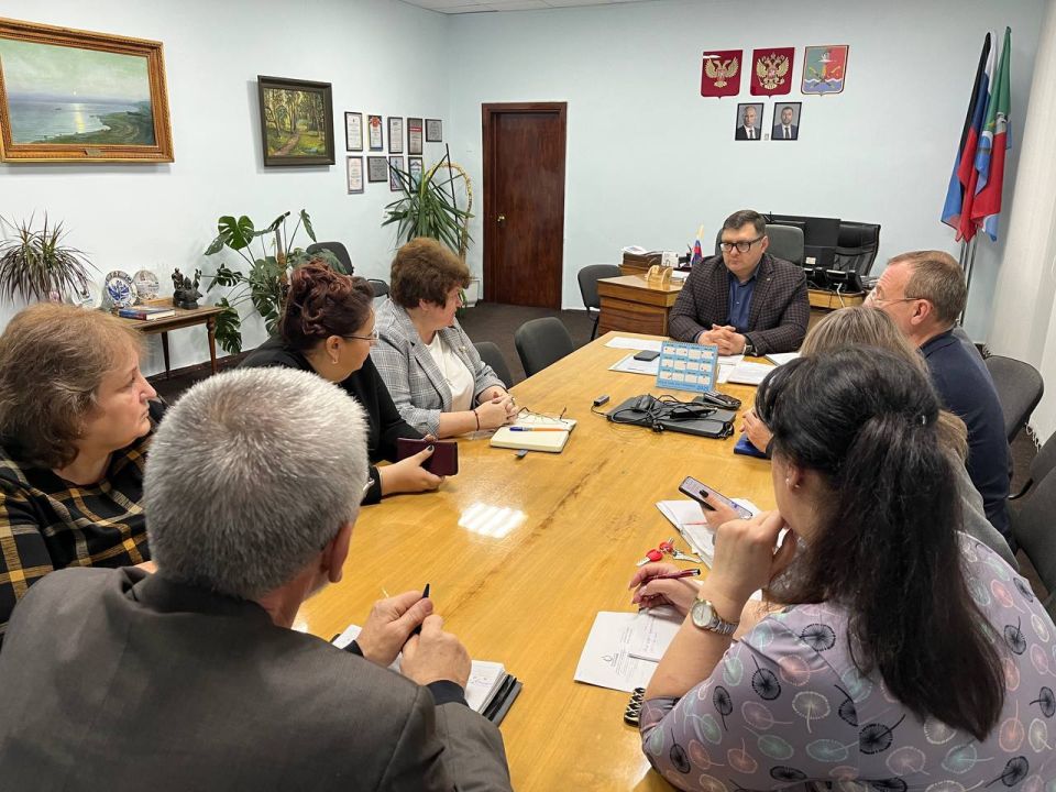 ������� �������: �������, 12 �������, ������ ����������� ��������� �� ������� �������� � �������� ������������ ����� � ������������� ����������� ������������� ������������� ������