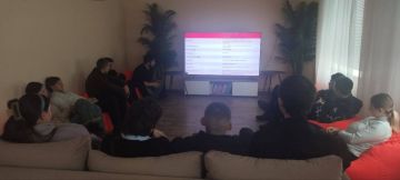 12 декабря, в День Конституции Российской Федерации, в молодежном отделе имени Марии Пироговой состоялось познавательное мероприятие, направленное на повышение правовой грамотности среди юных граждан