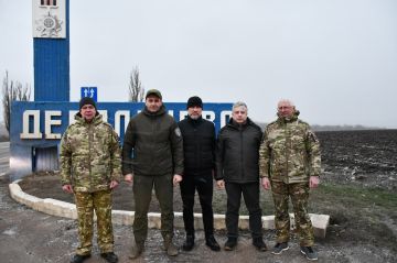 Сергей Желновач: Дмитрий Демешин: «Хабаровск продолжит поддерживать Дебальцево и дебальчан»