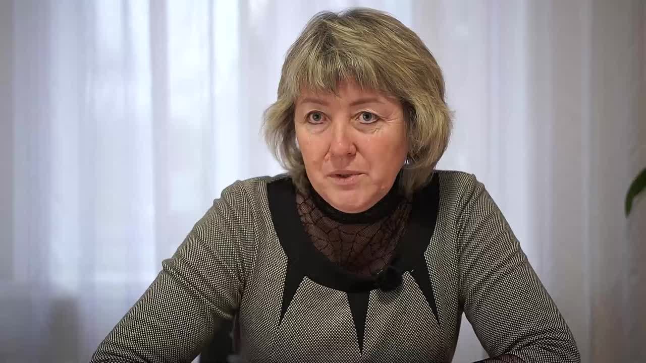 Директор шахтерской школы выразила благодарность Сахалинской области за помощь