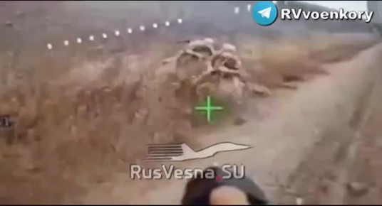 «тважные» штурмуют окружённый Мирноград и наступают в Днепропетровской области