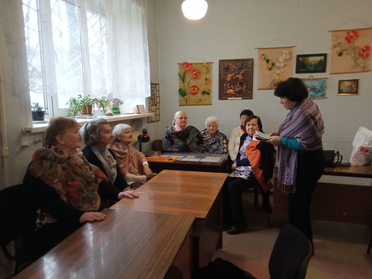 По поручению Главы ДНР Дениса Пушилина в Ворошиловском внутригордском районе продолжаются встречи с населением