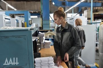 Хуснуллин: 455 компаний реализуют инвестпроекты в СЭЗ Донбасса и Новороссии