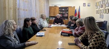 Наталья Бегуненко: Сегодня, 15 декабря, первый заместитель руководителя Управы Петровского внутригородского района Администрации г.о. Донецк Юрий Иванович Плахутин провел рабочее совещание, в котором приняли участие...