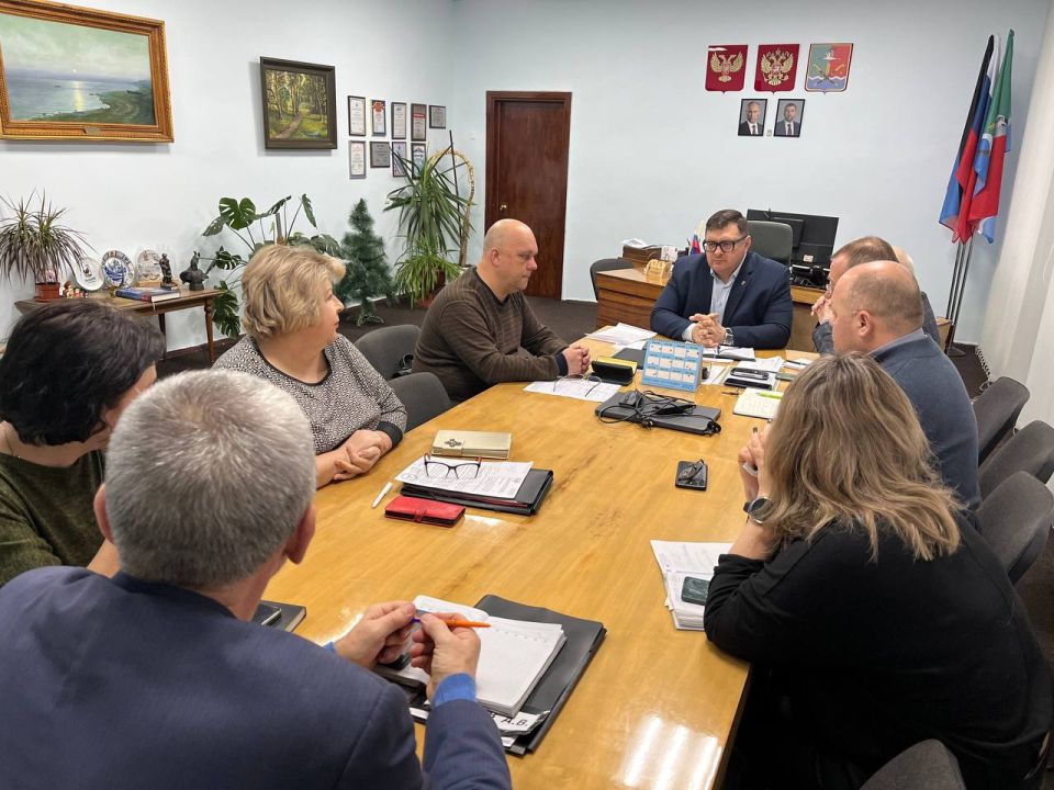 ������� �������: �������, 16 �������, ������ ����������� ��������� �� ������� �������� � �������� ������������ ����� � ������������� ����������� ������������� ������������� ������