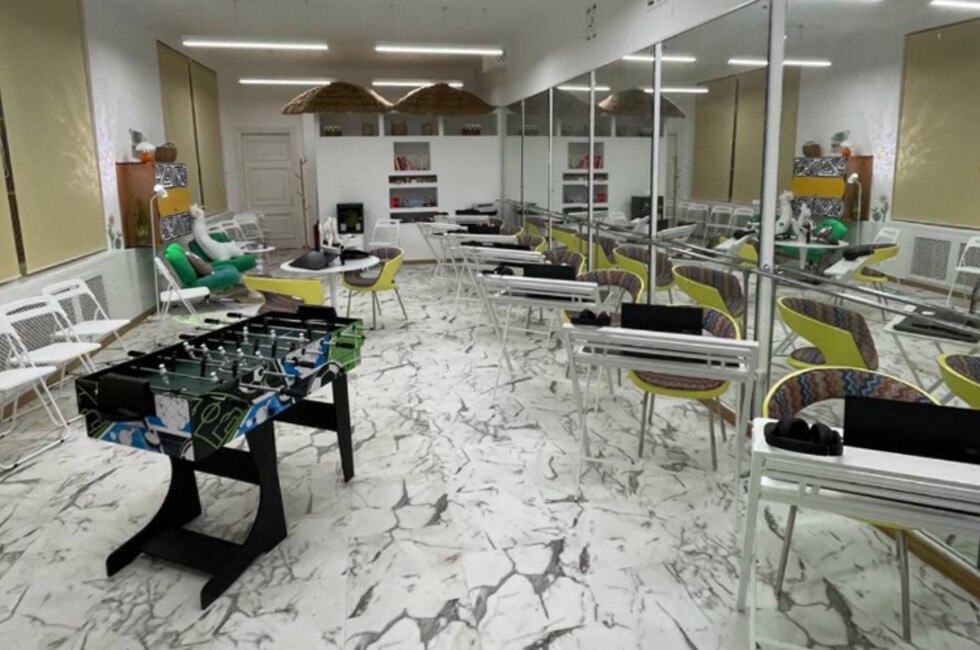 Современные IT-площадки для детей появились в ДК Комсомольского и Волновахи