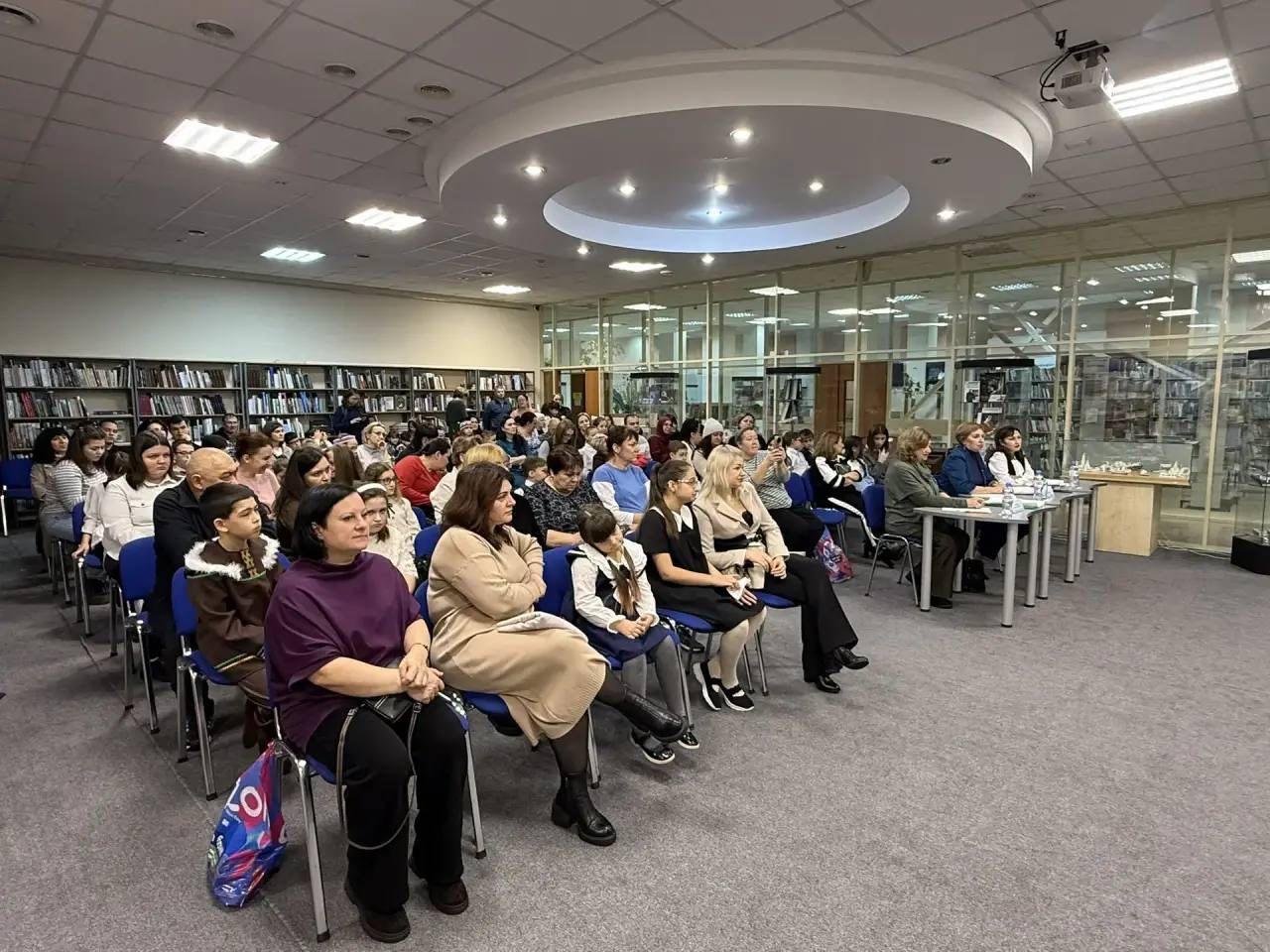 Юные чтецы Ямала и Донбасса стали участниками литературного конкурса