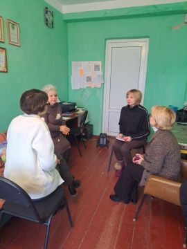 Врио начальника Петровского территориального отдела Ирина Матвеева провела встречу с трудовым коллективом ГУП ДНР "Почта Донбасса" ОПС Петровское