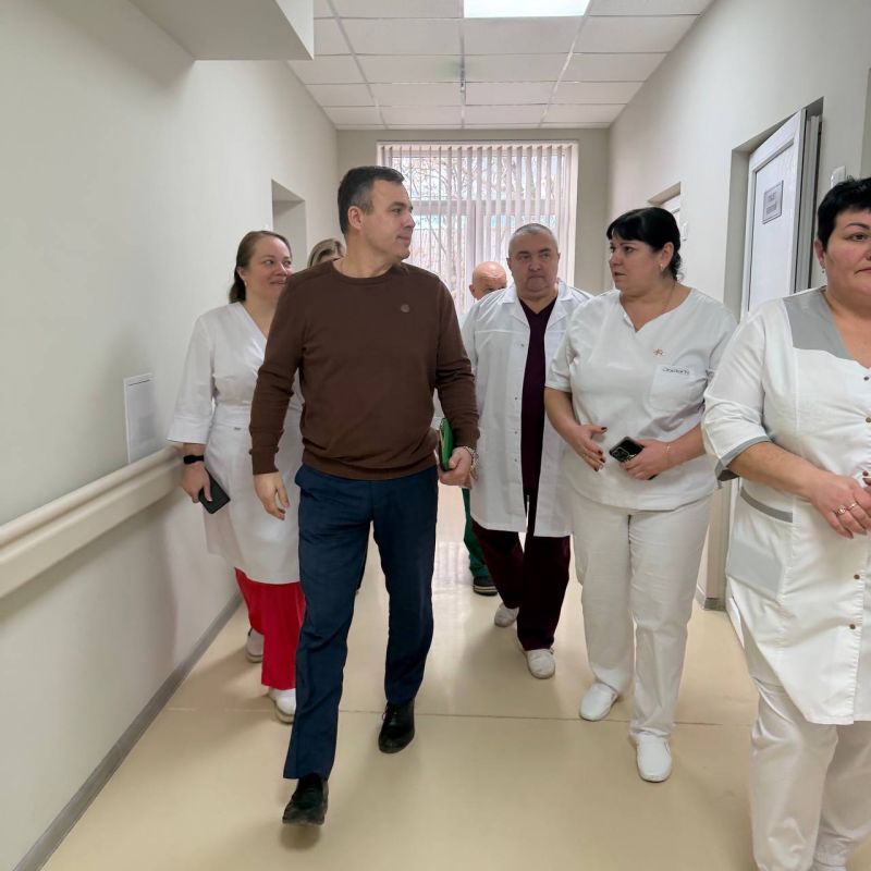 Руководитель Минздрава ДНР посетил Центральную городскую клиническую больницу № 9 в Донецке