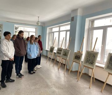 16 �������, � ������ ������� �� ����� � �����, ���������� ���������� ����� ��� �������� 8-�� ������ ���� ������ �2 �.�. ���������� � ���� ������ �1 �.�. ���������� 9-�� ������, ������� ���� ��������������, � ���� ��������...