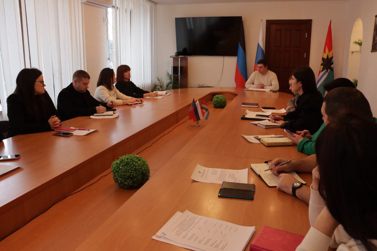 По поручению Главы Донецкой Народной Республики Пушилина Д.В. в администрации городского округа Торез создана межведомственная комиссия по содействию в решении вопросов ветеранов боевых действий и членов их семей на...