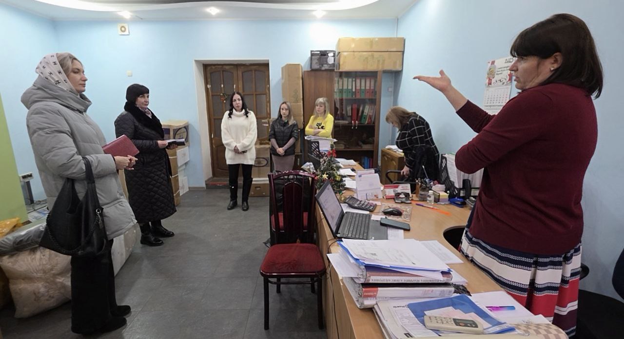 17 декабря, первый заместитель главы администрации города Тореза, Анна Макарова встретилась с сотрудниками ИП Нещерет