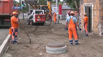 Три года вместе с Донбассом: в Донецке отметили вклад специалистов со всей страны