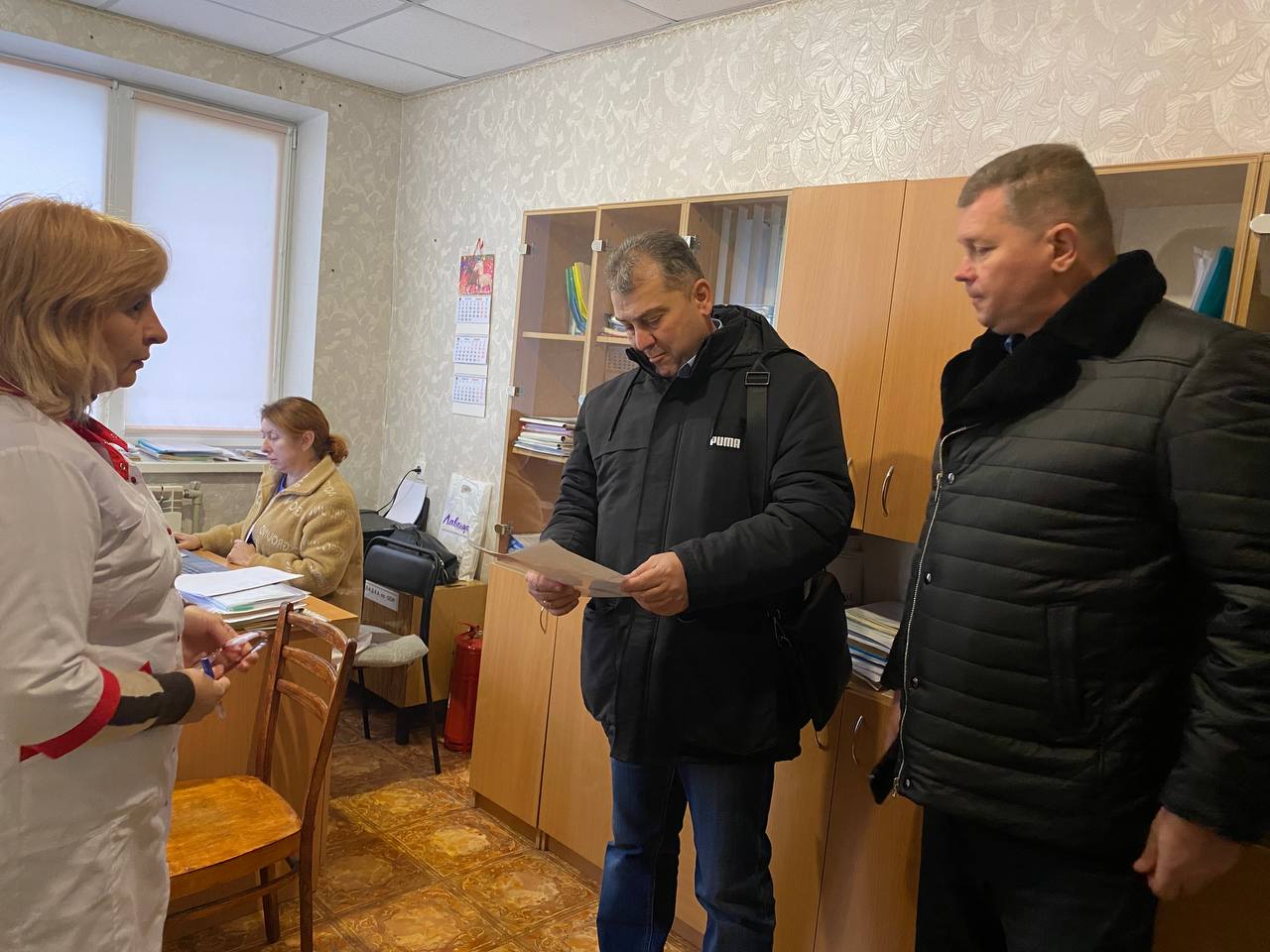 Таймураз Арсоев: Соместно с Андреем Криворучко, начальником управления ЖКХ, строительства, муниципальной собственности, развития и инфраструктуры администрации Волновахского МО, посетили Новоалексеевку