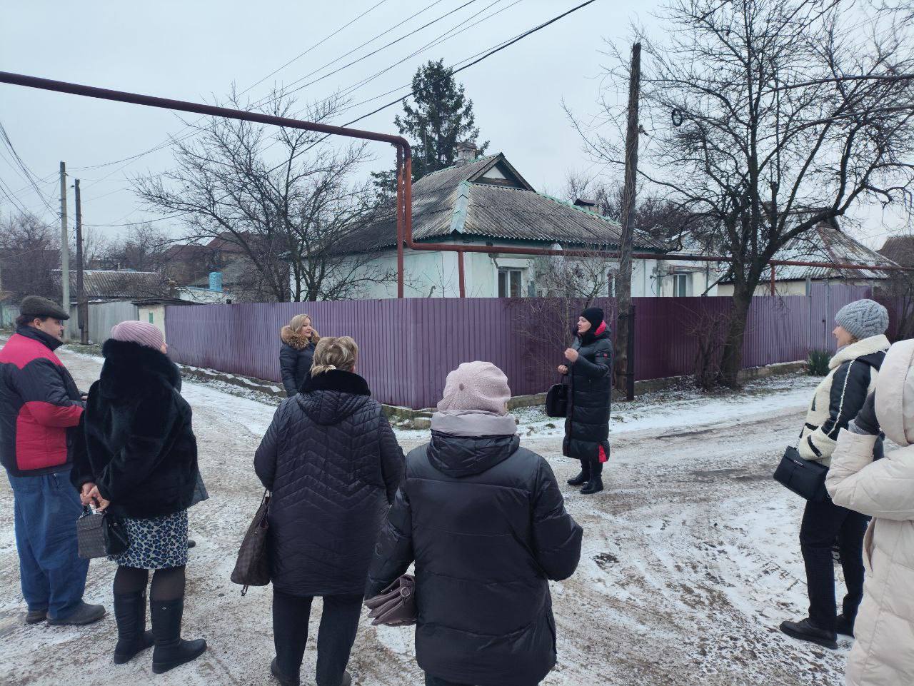 По поручению Главы ДНР Дениса Пушилина проводятся встречи с населением для выявления проблемных вопросов на подведомственной территории