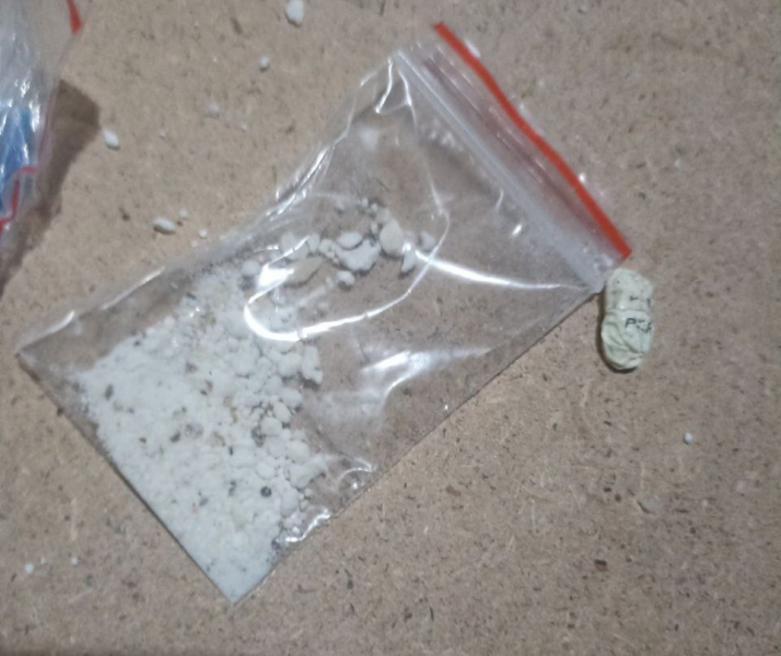 В Макеевке полицейские пресекли попытку незаконного сбыта наркотиков