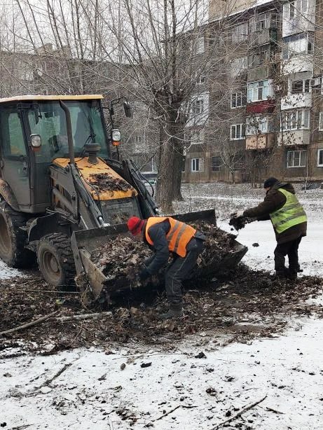 В Шахтерске проводятся работы по наведению санитарного порядка
