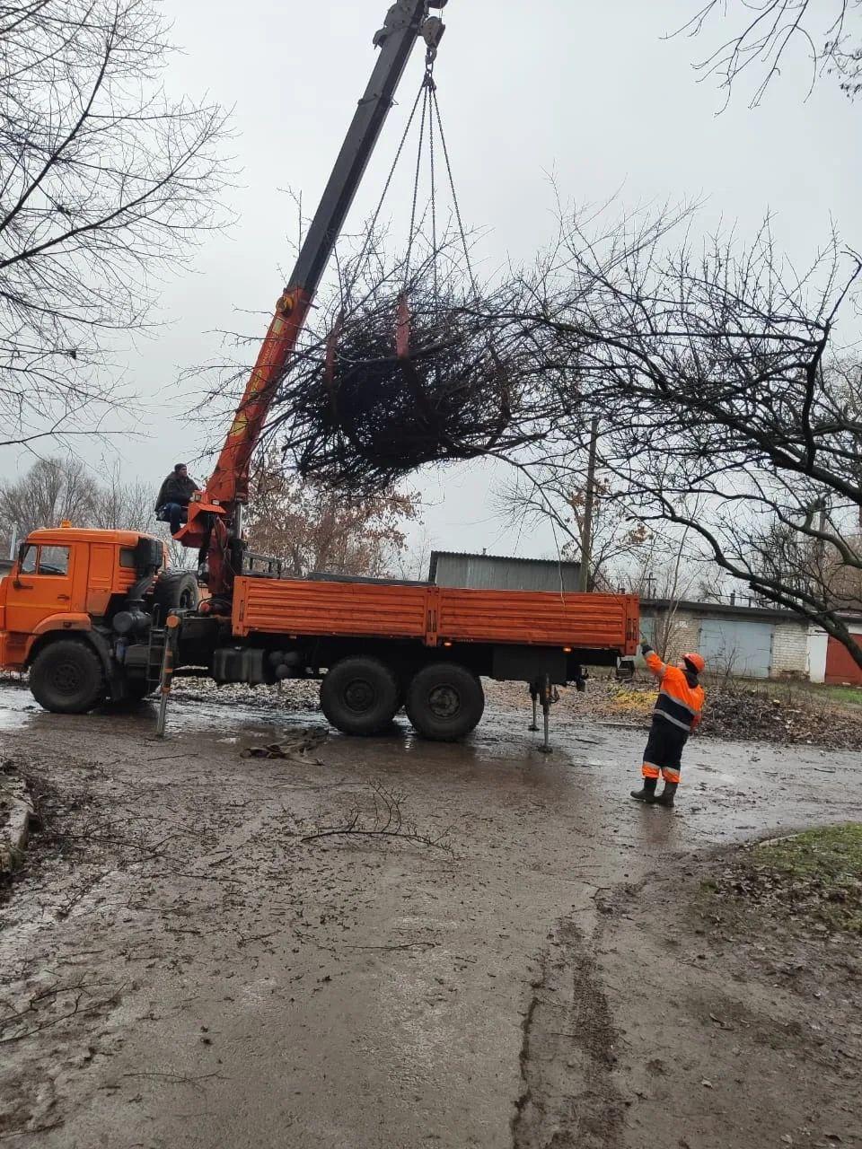 Строители из Ленобласти закончили прокладку очередного участка коллектора в Карло-Марксово г.о. Енакиево