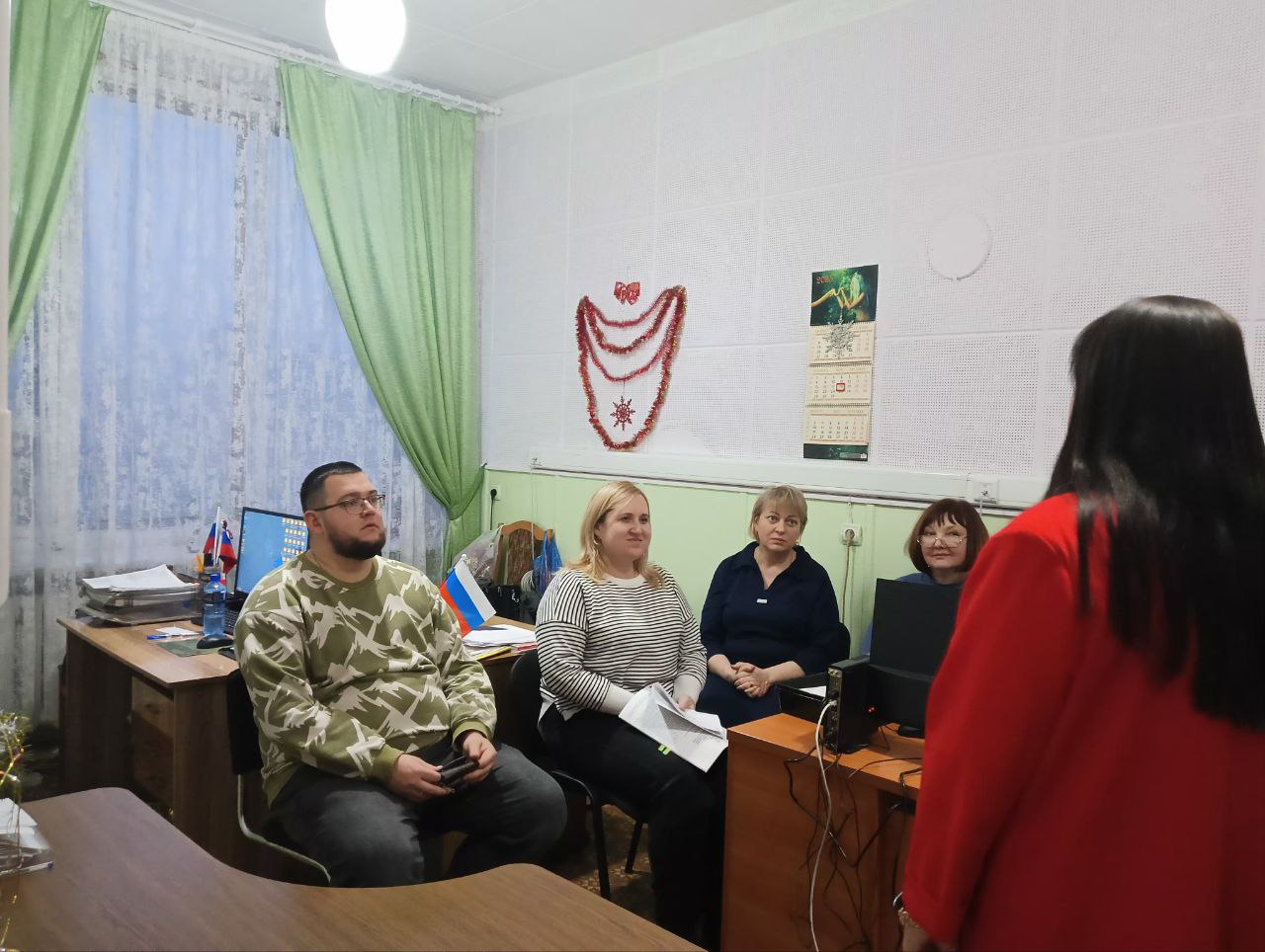 18 декабря 2025 года в Дебальцево состоялась важная встреча заместителя председателя Дебальцевского городского совета Анастасии Костиной с жителями города