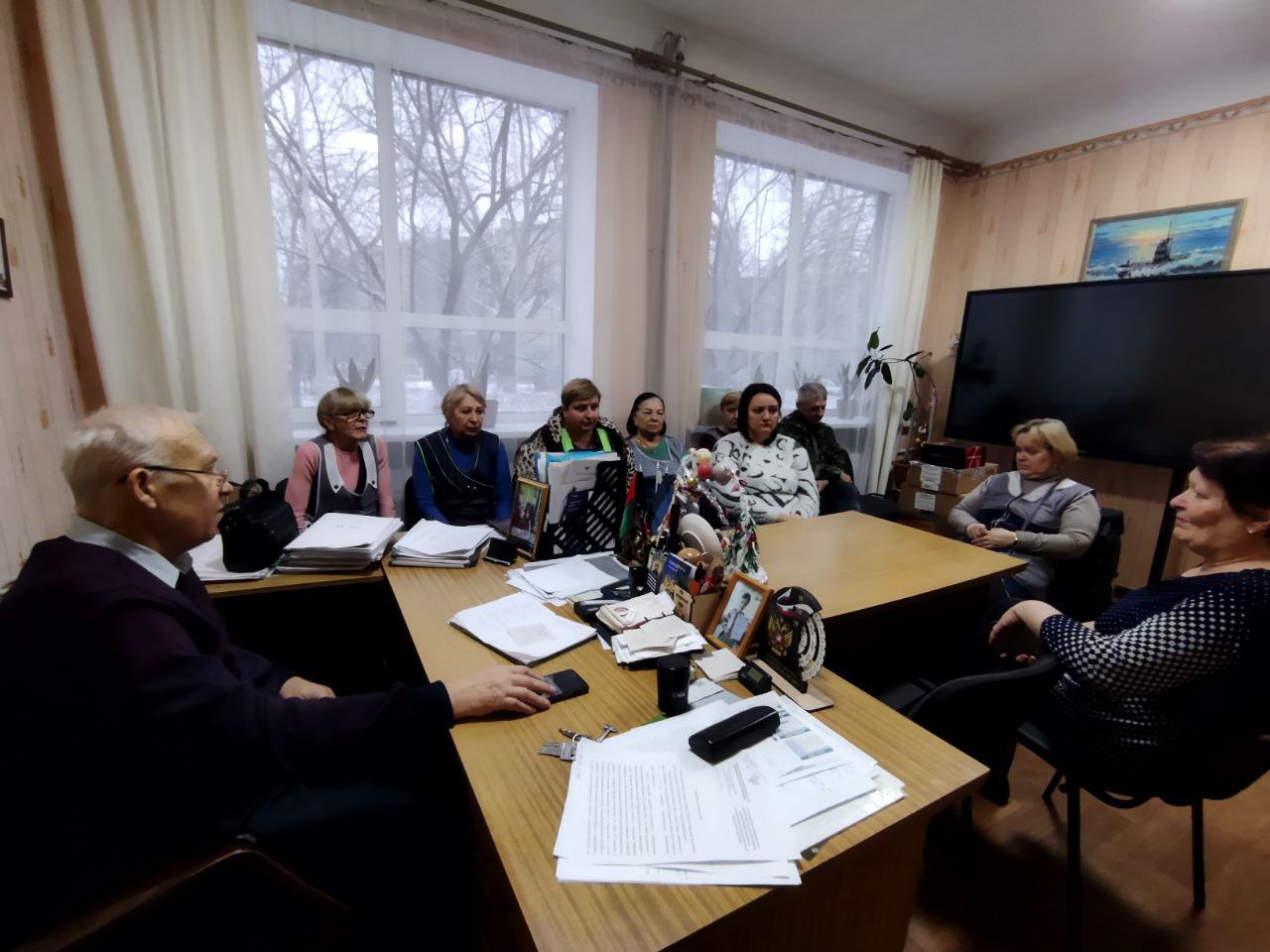 18 декабря 2025 года в Дебальцево состоялась важная встреча депутата Дебальцевского городского совета от политической партии «Единая Россия» Сергея Кириченко с трудовым коллективом школы ГБОУ №6. В ходе диалога были...