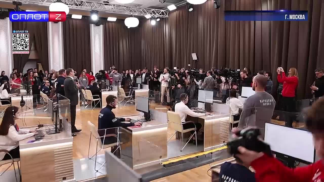 Донецкие волонтёры на прямой линии Президента