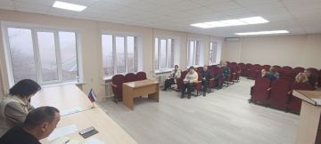 Александр Пеняев: 18.12.2025г. в администрации Ясиноватского муниципального округа Донецкой Народной Республики состоялось заседание комиссии по безопасности дорожного движения