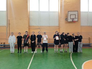 В Ждановке прошли соревнования по пионерболу