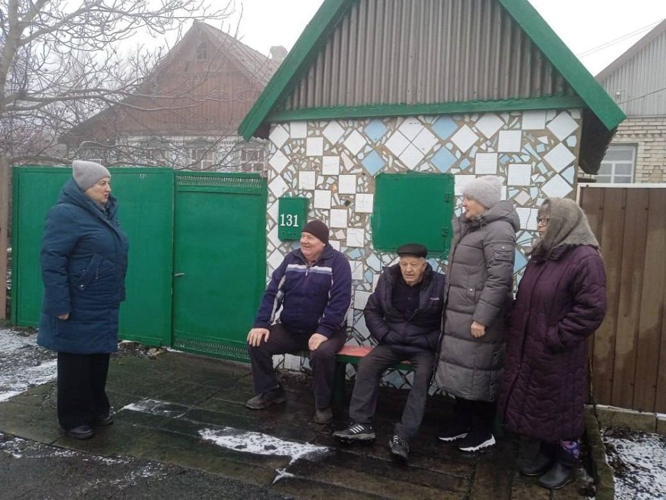 18 декабря заведующий Рассыпнянским территориальным сектором Александра Кендысь, провела встречу с населением по улице ул. Белова, д.131