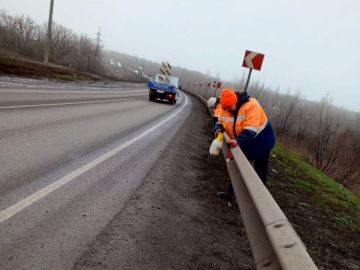 Доброго утра четверга!. Сегодня на дорогах Республики облачно с прояснениями, местами небольшие осадки, туман, гололедица