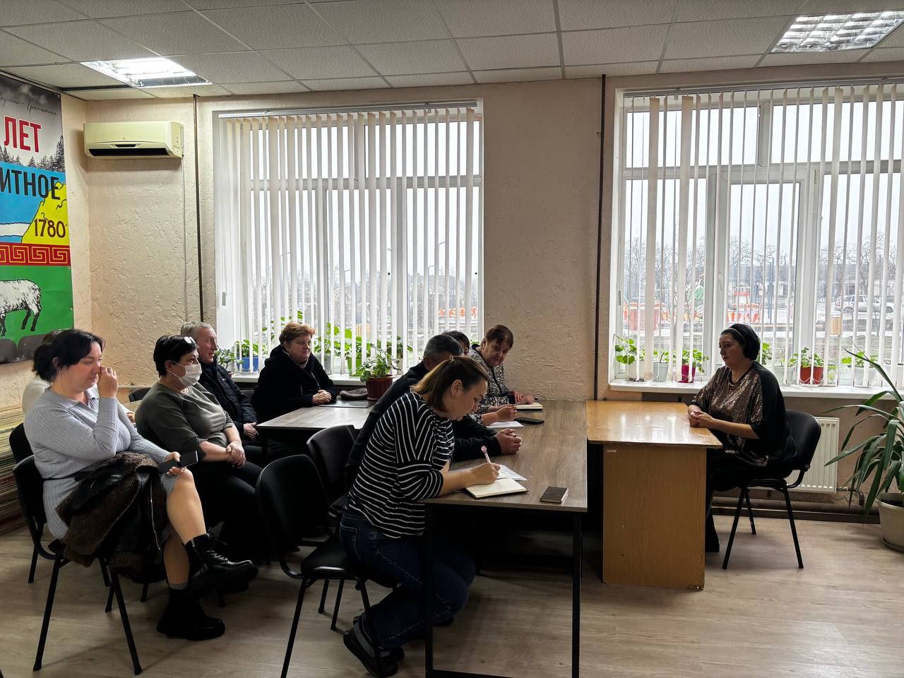 Член Общественного совета Администрации Тельмановского округа провела встречу с руководителями организаций с. Гранитное