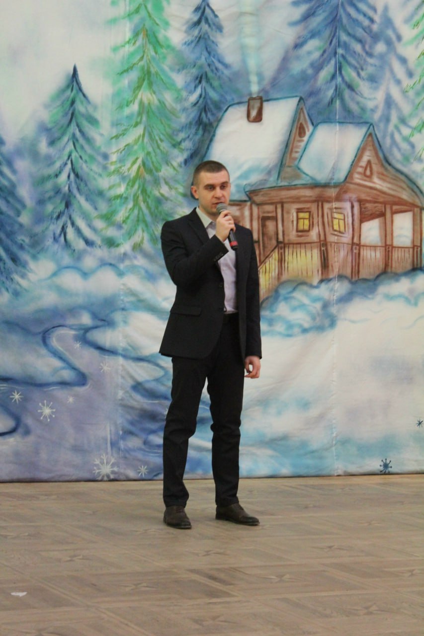 В Старобешевском округе прошла развлекательная программа «Святой Николай вместе с нами поиграй!»