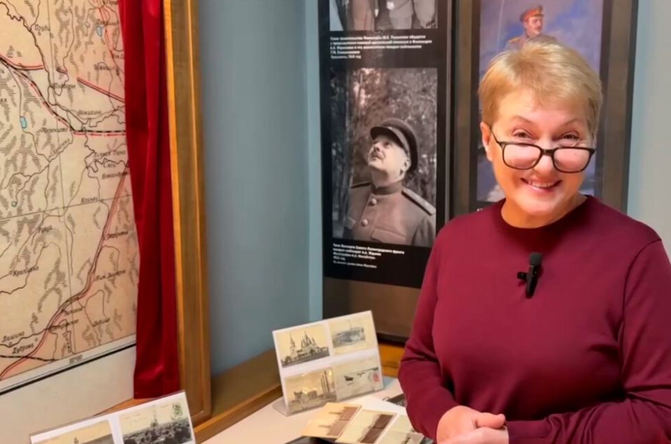 В музей Мариуполя передали ценную частную коллекцию документов