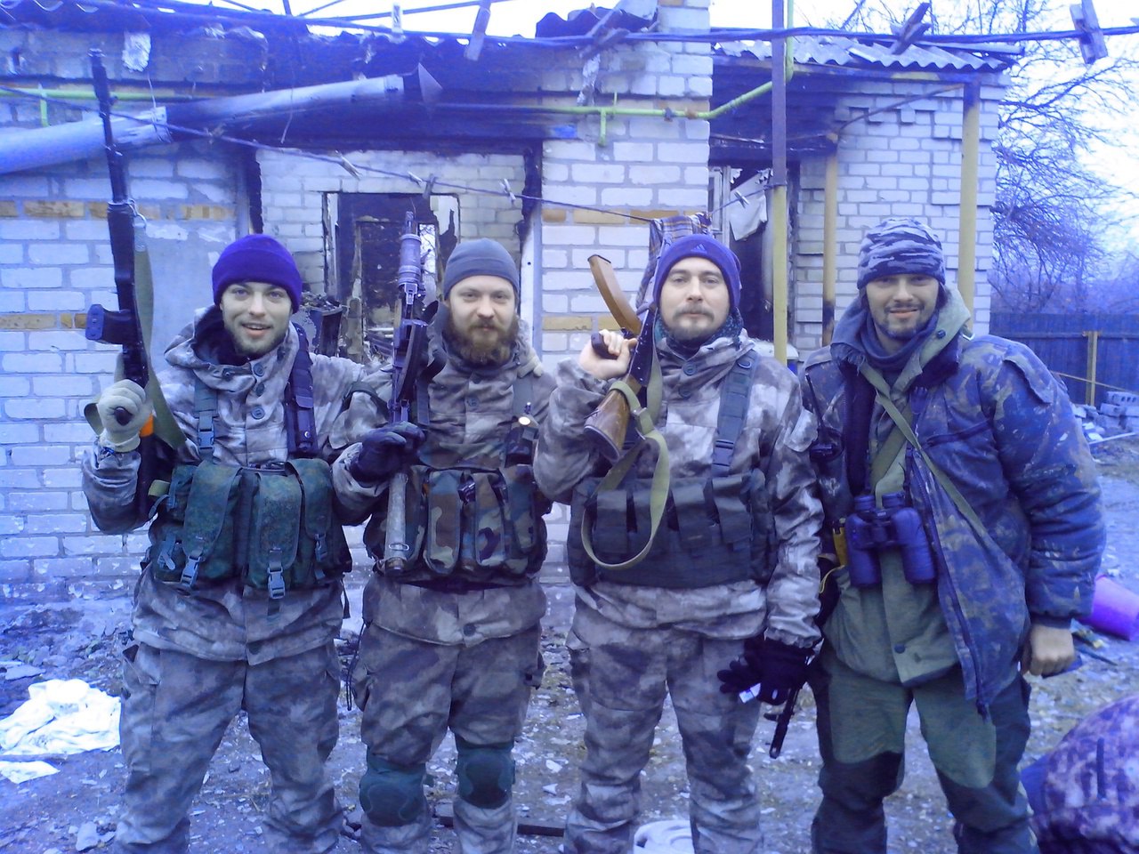 ЛНР, 2014 год. Передовая — село Сокольники, берег Северского Донца