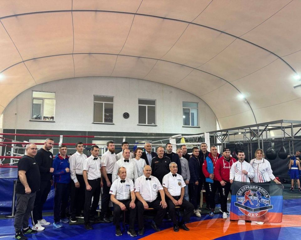 С 18 по 21 декабря в Республике Крым, в селе Родниково Симферопольского района, прошли Муниципальные соревнования по боксу (XV Юбилейный турнир по боксу) посвящённые памяти тренера-преподавателя Османова Арсена Шевкетовича