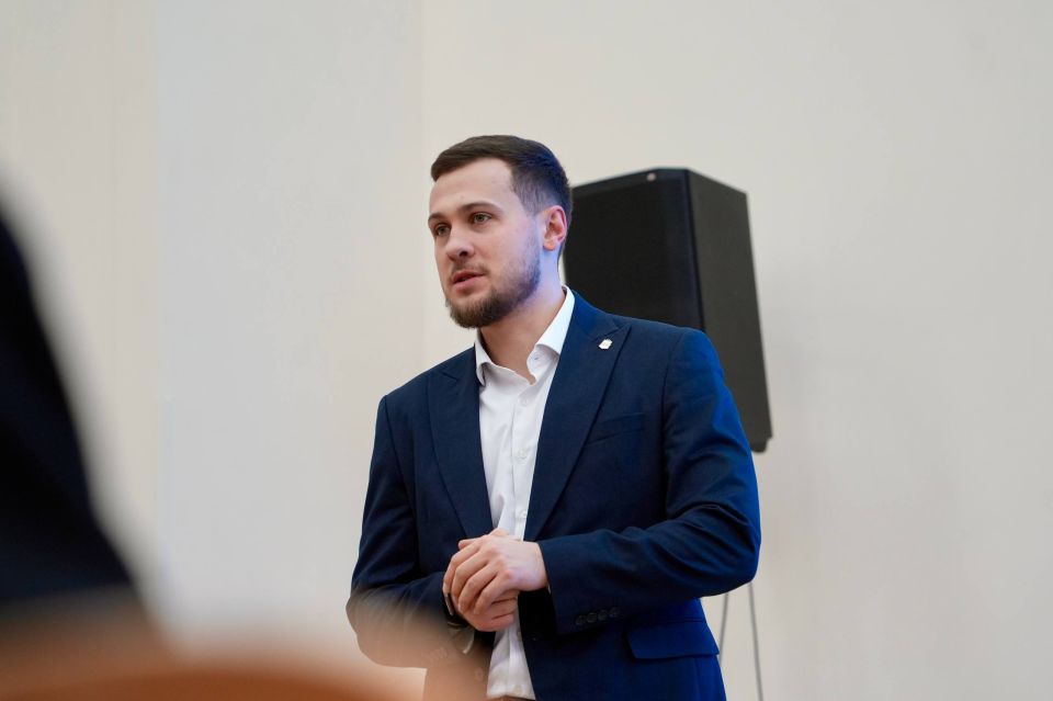 ������ �������: 237 000 ������� � ���������� ���������� �������, �������� 92 ���������