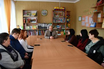 ������ ��������: 24 �������, ������ ������� � �������� ����������� ����� �������� ��� �4 �������, �� ������� �������� ��� ���������� ��������, ���������� ����� ������ � ��� �������