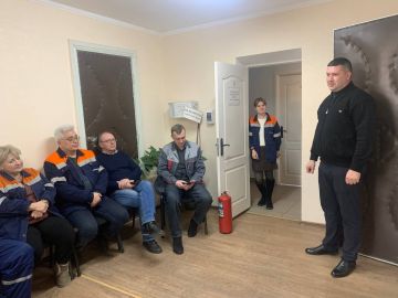 24 ������� ����������� ����� ������������� ���������� ������ ����� ��������� ��������� ������ ������� � �������� ����������� ������ �. ����� ���� "����������" ��� "����"