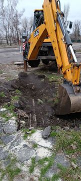 ОПЕРАТИВНОЕ УСТРАНЕНИЕ АВАРИИ: В ХАРЦЫЗСКЕ ВОССТАНОВИЛИ ТЕПЛО В СЕМИ ДОМАХ И ШКОЛЕ