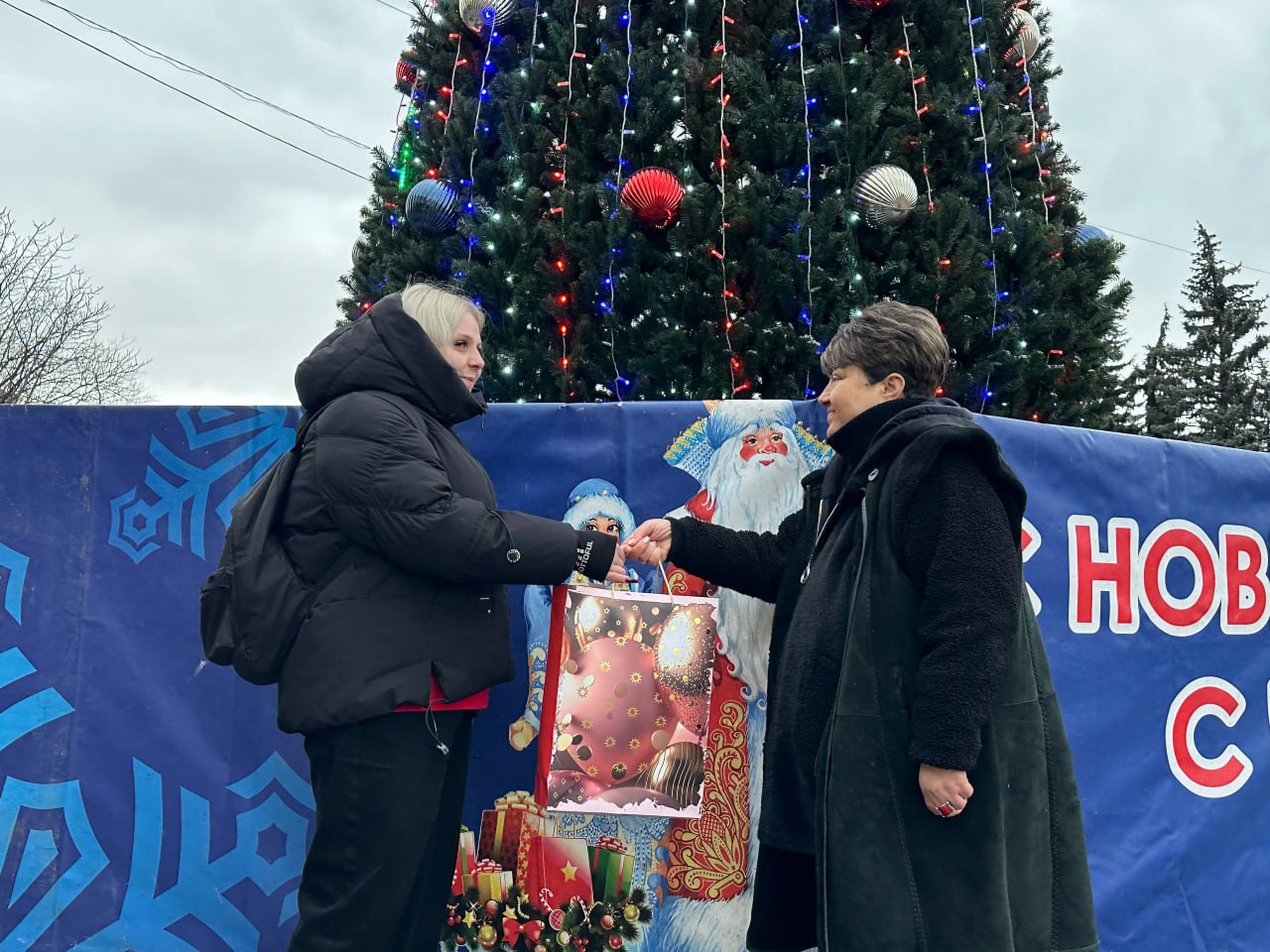 Депутаты Дебальцевского горсовета продолжают эстафету добра