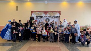 Александр Пеняев: В преддверии самых волшебных праздников Ясиноватское общество инвалидов при содействии администрации Ясиноватского муниципального округа и местного отделения партии «Единая Россия» организовало...