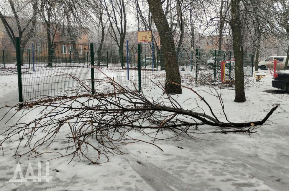 В МЧС предупредили о мокром снеге, порывистом ветром и гололедице в ДНР