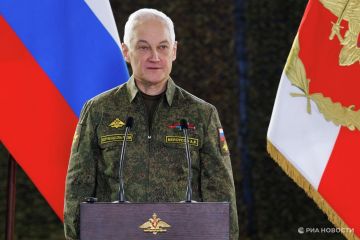 Белоусов поздравил бойцов, освободивших Димитров в ДНР