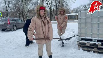 Всем большой юнармейский привет!