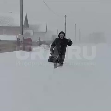 Отмена рейсов, кошмар на дорогах: Казань за одну ночь оказалась в снежном плену