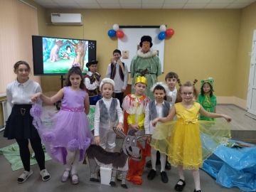 В Бердянской школе на каникулах царит творческая атмосфера